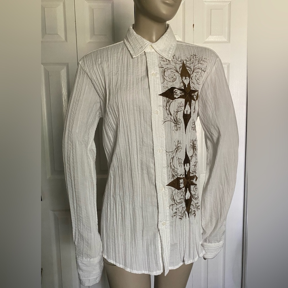 POP ICON Crinkle Long Sleeve Button front White Shirt- Embroidered Cross Sze S